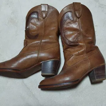 브라운 가죽 웨스턴 부츠