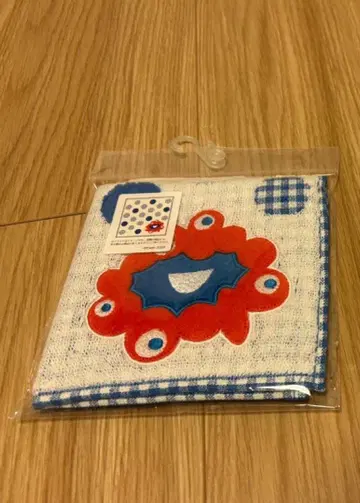 미야쿠미야쿠 스마일 미니 타월 손수건 오사카 간사이 만박