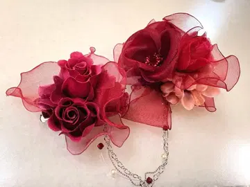 새상품 AIMER 꽃 모티브 코사지 빨간색 계열 박스형