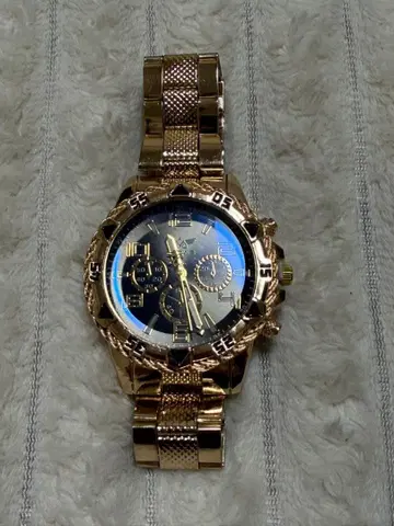 골드 크로노그래프 손목시계