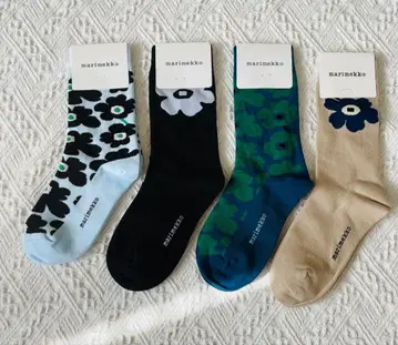 새상품 마리메꼬 양말 4켤레