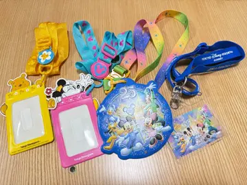 디즈니랜드 패스 케이스 4종 (푸우, 미니, 25주년 한정판)