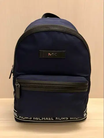 마이클코어스 네이비 백팩 백팩