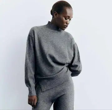 ZARA 그레이 하이넥 니트 S-M 컨디션 최상