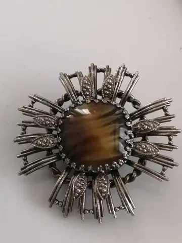 기블레 유리 브라운 브로치 빈티지