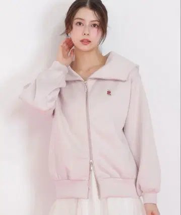 질스튜어트 BEAR 시리즈 후드티