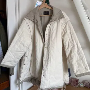 Kastane 화이트 다운 자켓