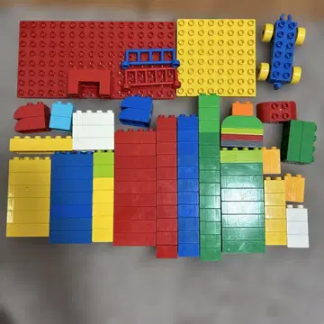 컬러풀한 플라스틱 블록 세트