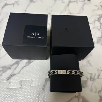 Armani Exchange 체인 팔찌