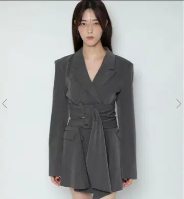 meltthelady thick belt jacket onepiece