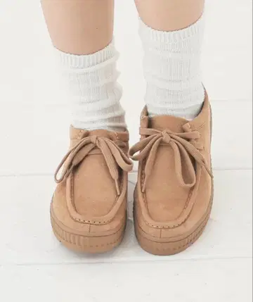 허니즈 페이크 스웨이드 슈즈 카멜 L L 사이즈