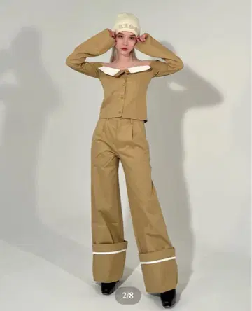 KISS THE CLUB 오프숄더 세트업 키스더클럽