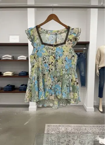 [ 택 포함 새상품 ] blondy 브론디 여성용 상의 블라우스 F