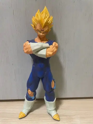 드래곤볼 베지터 피규어