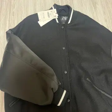 ZARA 스타디움 자켓 바시티 자켓