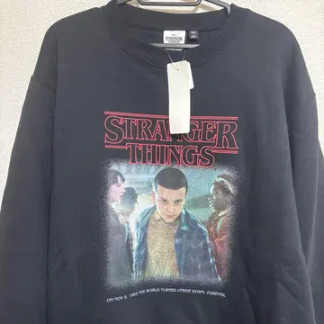 [ 택 포함 새상품 ] 기묘한 이야기 맨투맨 L 사이즈