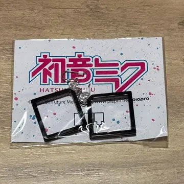 하츠네 미쿠 PIIT 귀걸이