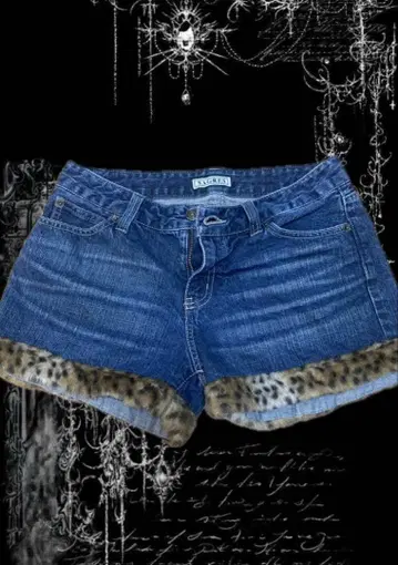 레오파드 무늬 숏팬츠 데님 헤이세이 y2k 그런지 갸루 숏팬츠