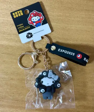 [ 새상품 ] 미야쿠미야쿠 산리오 블랙 키링 키티