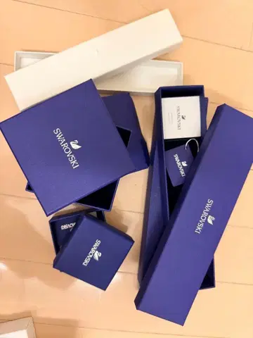 Swarovski 액세서리용 4상자 세트