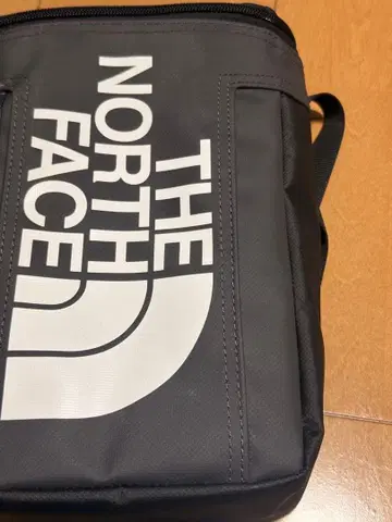 THE NORTH FACE 블랙 숄더백