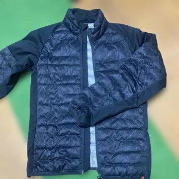 뉴발란스 블랙 다운 (충전솜) 자켓 사이즈 4