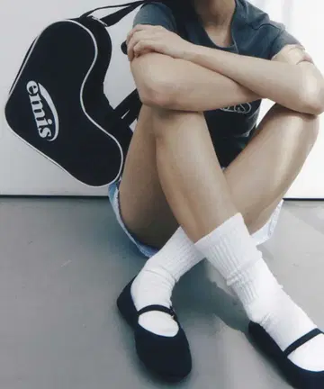 정품 한국 emis 하트백 HEART TOTE BAG 블랙 BLACK