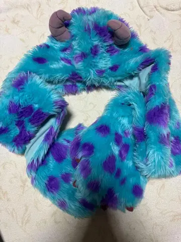 디즈니 샐리 팬 캡 머플러