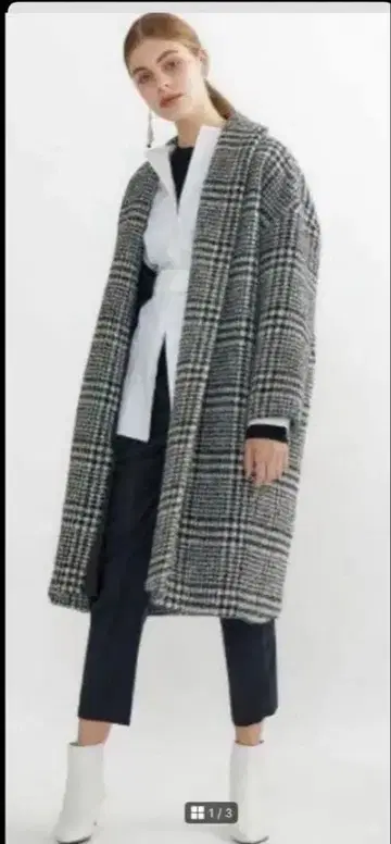 스터링 루어 코트 Loop Tweed Cocoon Coat