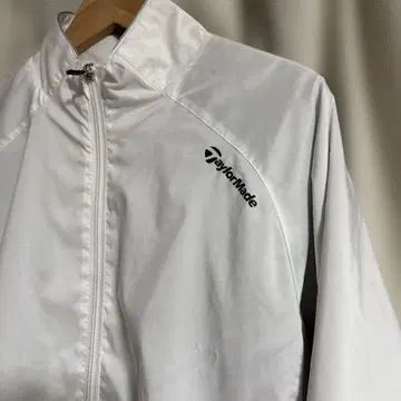 TaylorMade 화이트 집업 자켓