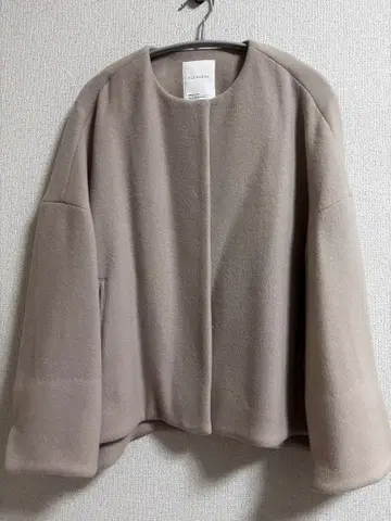 ELENDEEK 쿨 넥 노카라 코트