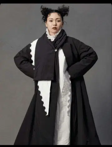 카포크노트 니카이도 후미 콜라보 코트