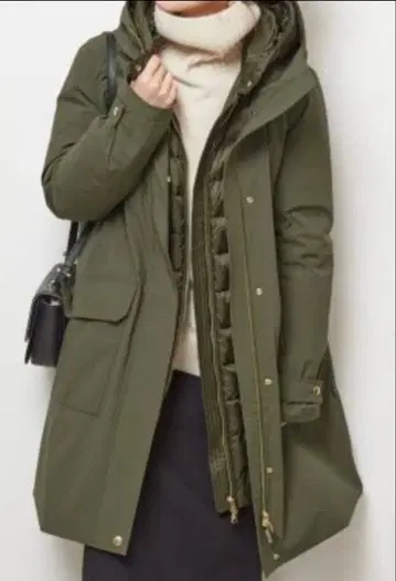 울리치 피크앤스팬 별주 모스그린 2way 다운 모즈 코트