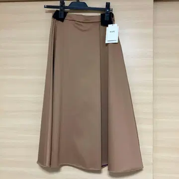 ROPE 베이지 플레어 스커트 사이즈 36
