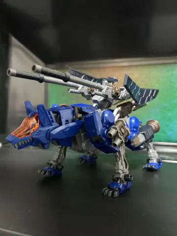 코토부키야 HMM 조이드 코만도 울프 LC&AC 발라드 사양 조립 완료