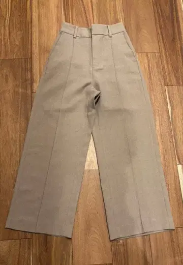 [ 새상품급 ] RIVE DROITE 와이드 팬츠 사이즈 36 베이지