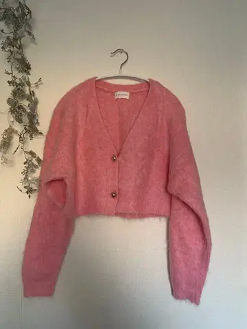 러브티크 봉봉 방울 버튼 가디건