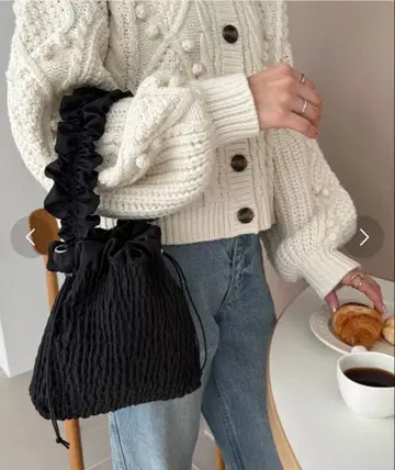 DISCOAT 셔링 드로 코드 미니 숄더백