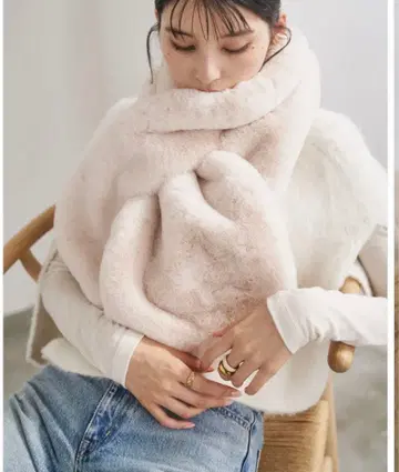 미사용 새상품 connse 볼륨 에코 퍼 숄