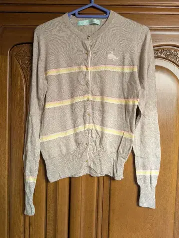 미사용 새상품급 셰리라파 가디건