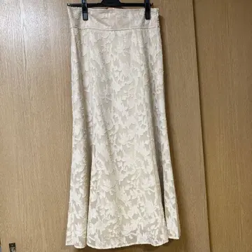 GU 자카드 백리본 롱 스커트