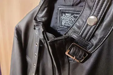 블랙 가죽 라이더 자켓 스탠드 카라