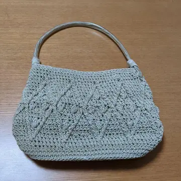 베이지 니트 핸드백