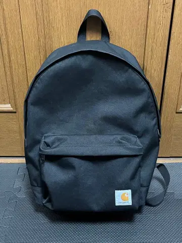 Carhartt 블랙 백팩