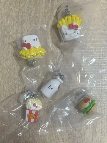 헬로키티 아메리칸 디자인 메지루시 액세서리