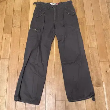 GUESS 카고 팬츠 사이즈 31 새상품 택 포함