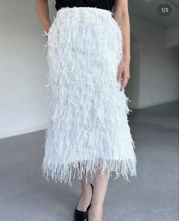 she tokyo Odile swan Tweed 34