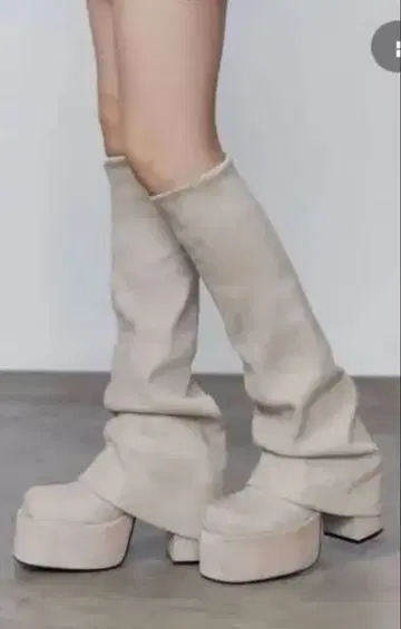 emoda 루즈 플레어 커버 핏 부츠 S