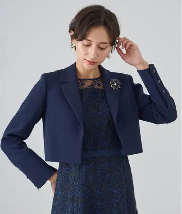 ANAYI 컴팩트 스트레치 숏 자켓 네이비 34 미사용 새상품