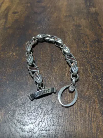 SAINTS 로럴 우드 팔찌